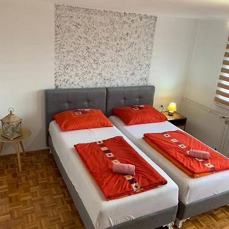 Dubrave Gornje Guest House Husejn מראה חיצוני תמונה